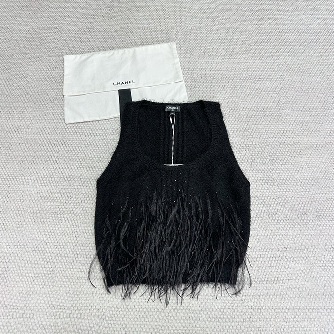 chanel rhinestone feather fringe scoop neck sleeveless knit tank top